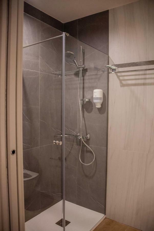 Apartamentos Puerta De Llanes Kültér fotó