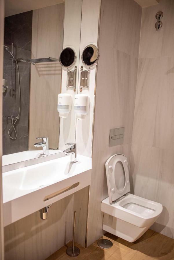 Apartamentos Puerta De Llanes Kültér fotó