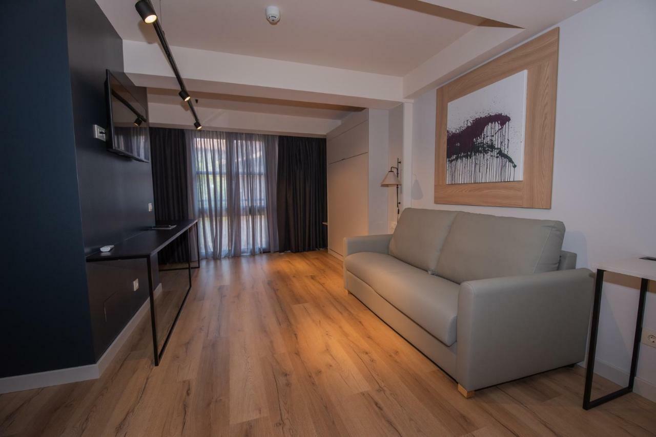 Apartamentos Puerta De Llanes Kültér fotó