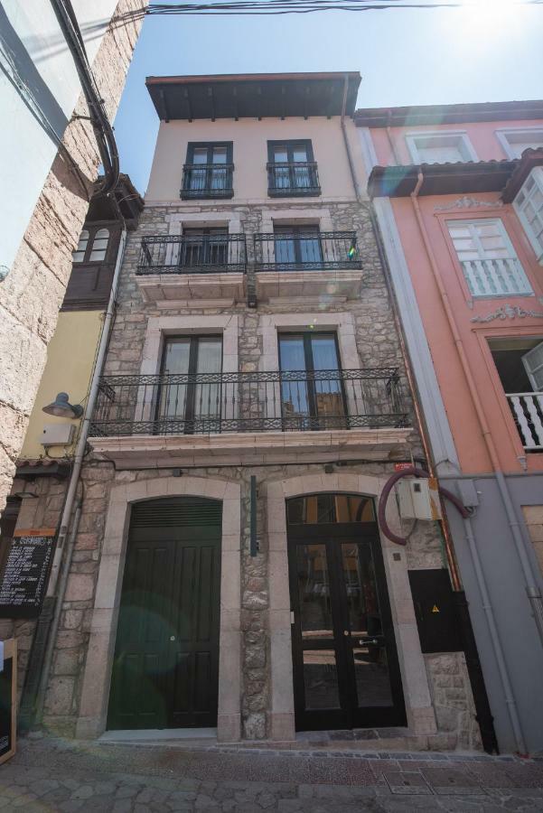 Apartamentos Puerta De Llanes Kültér fotó
